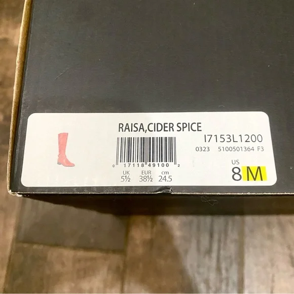 Naturalizer Leather Raisa, Cider Spice Knee-High Wide Calf Boots ~ Size 8 - Picture 8 of 10